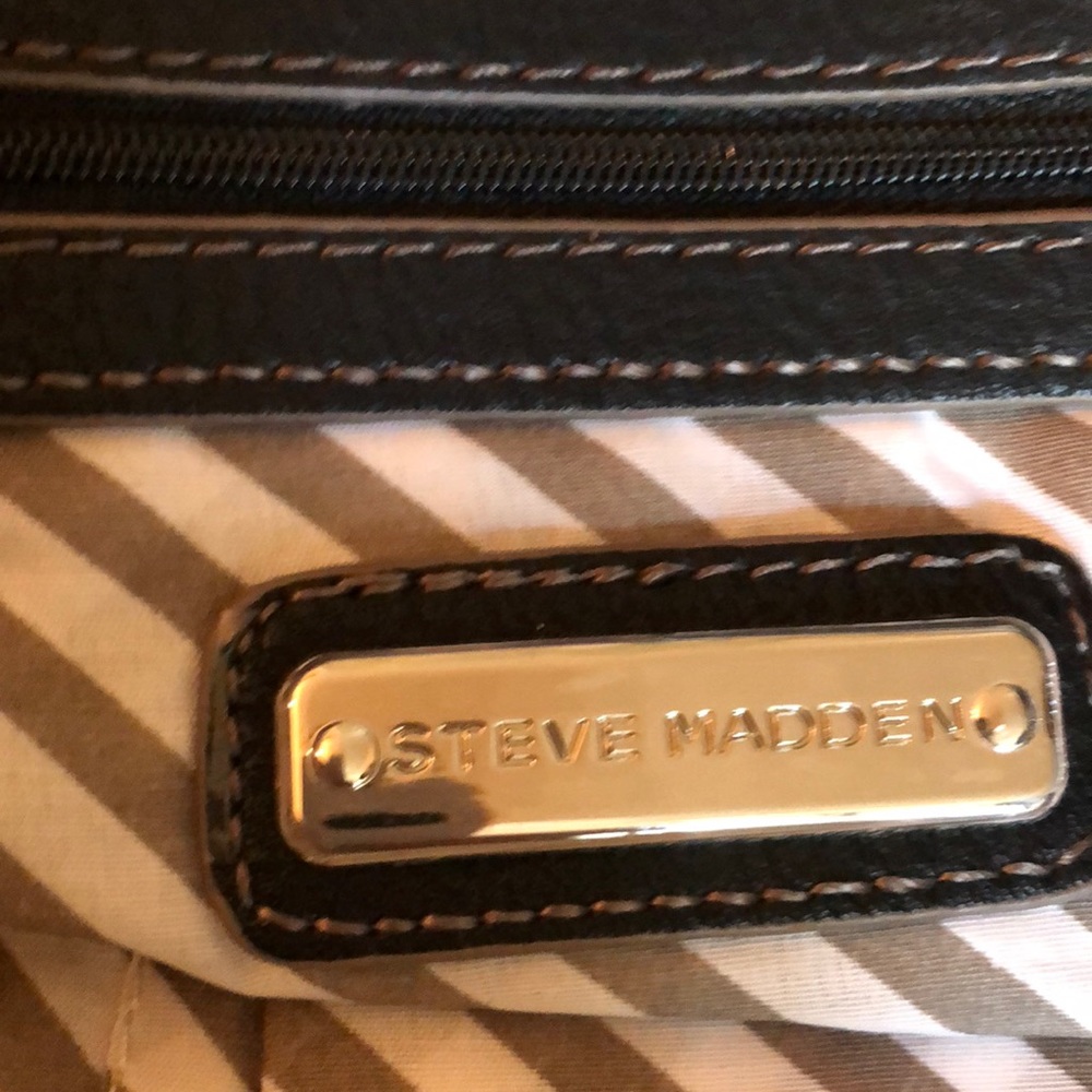 Hand Bag - Picture 4 of 4